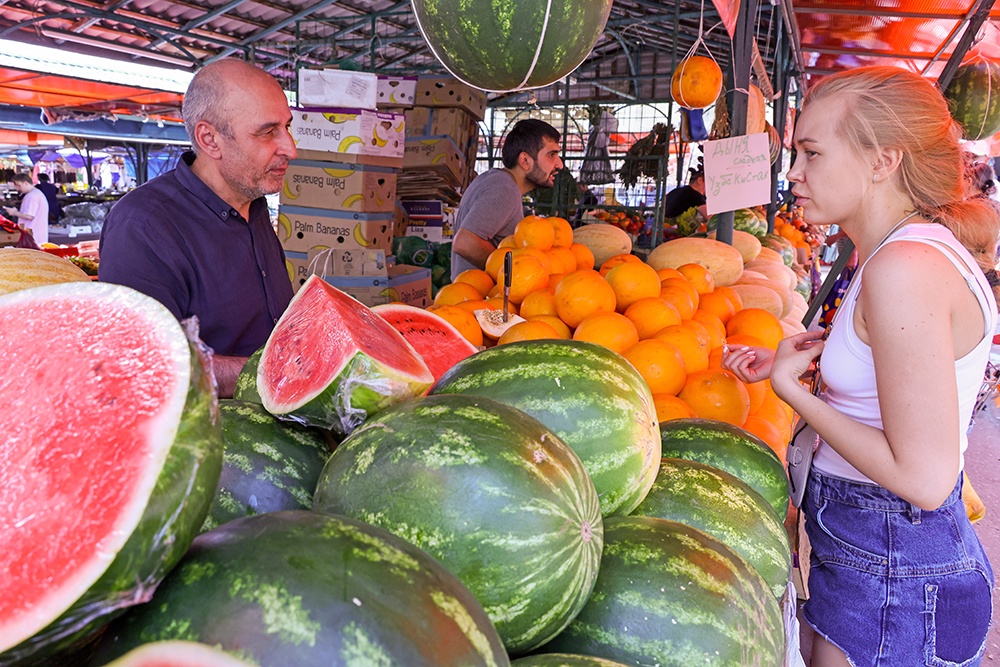 Роскачество: При покупке арбузов и дынь нужно обращать внимание на запах Роскачество: При покупке арбузов и дынь нужно обращать внимание на запах