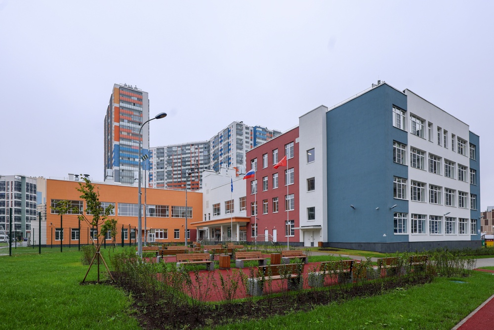 В Санкт-Петербурге 1 сентября откроют 27 новых школ В Санкт-Петербурге 1 сентября откроют 27 новых школ