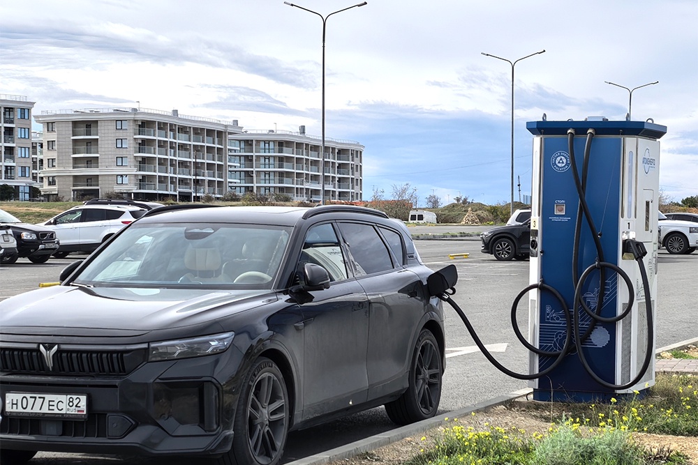 По Крыму на “электричке”: Тонкости путешествия по полуострову на электромобиле По Крыму на “электричке”: Тонкости путешествия по полуострову на электромобиле