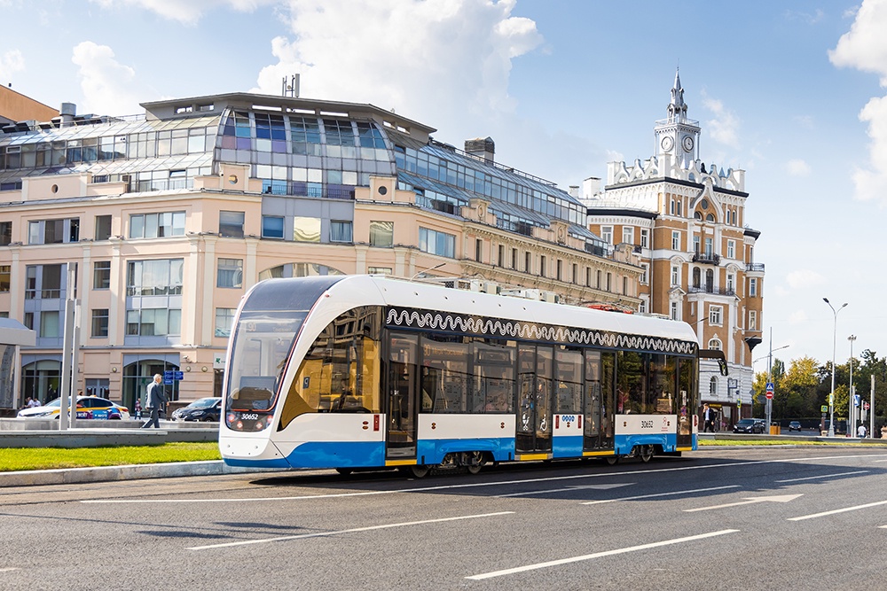 В Москве автономные трамваи на маршруте № 90 перевезли свыше 400 тысяч пассажиров. В Москве автономные трамваи на маршруте № 90 перевезли свыше 400 тысяч пассажиров.