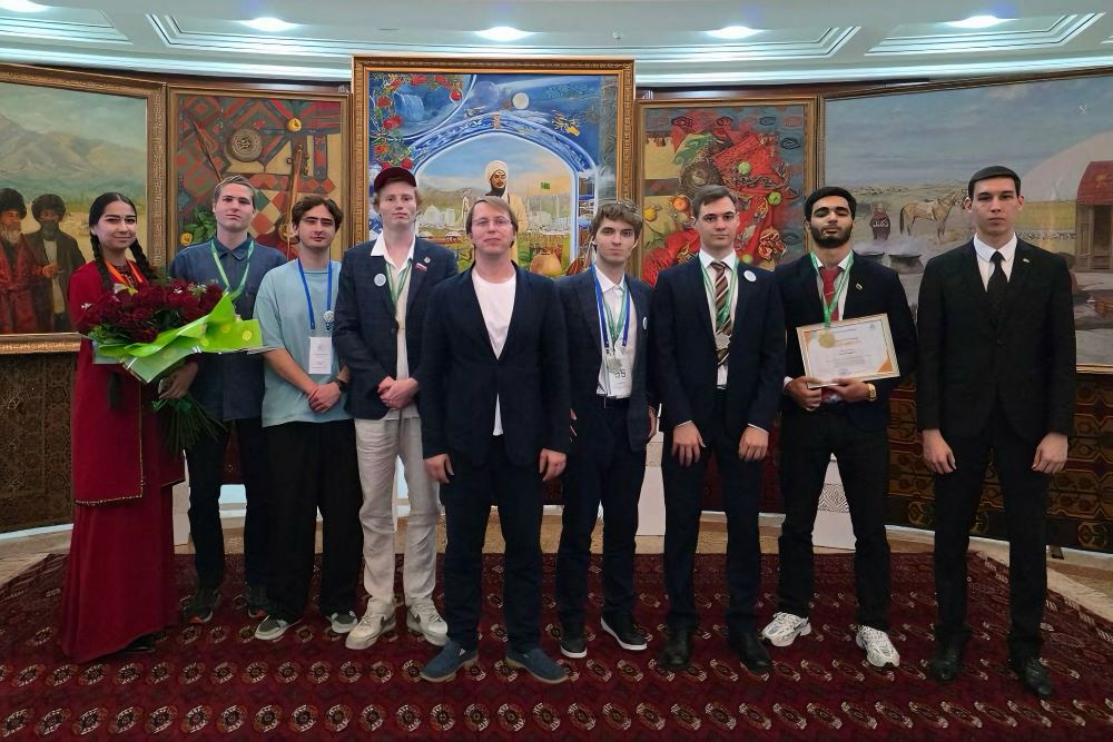 Российские студенты завоевали золото на Международной олимпиаде по химии Российские студенты завоевали золото на Международной олимпиаде по химии