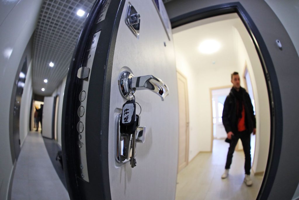 В России появятся стандарты по страхованию подъездов и лестничных клеток В России появятся стандарты по страхованию подъездов и лестничных клеток