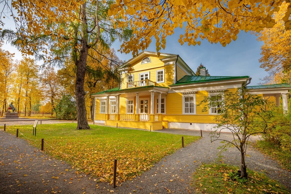 Эксперт Щербаченко рекомендовал 5 мест в России для осеннего посещения. Эксперт Щербаченко рекомендовал 5 мест в России для осеннего посещения.