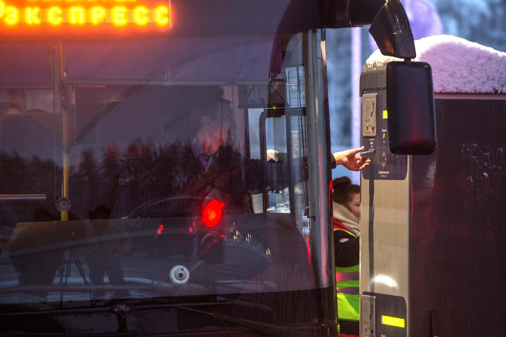 Пересели на автобусы: куда россияне поедут на длинные выходные в ноябре Пересели на автобусы: куда россияне поедут на длинные выходные в ноябре