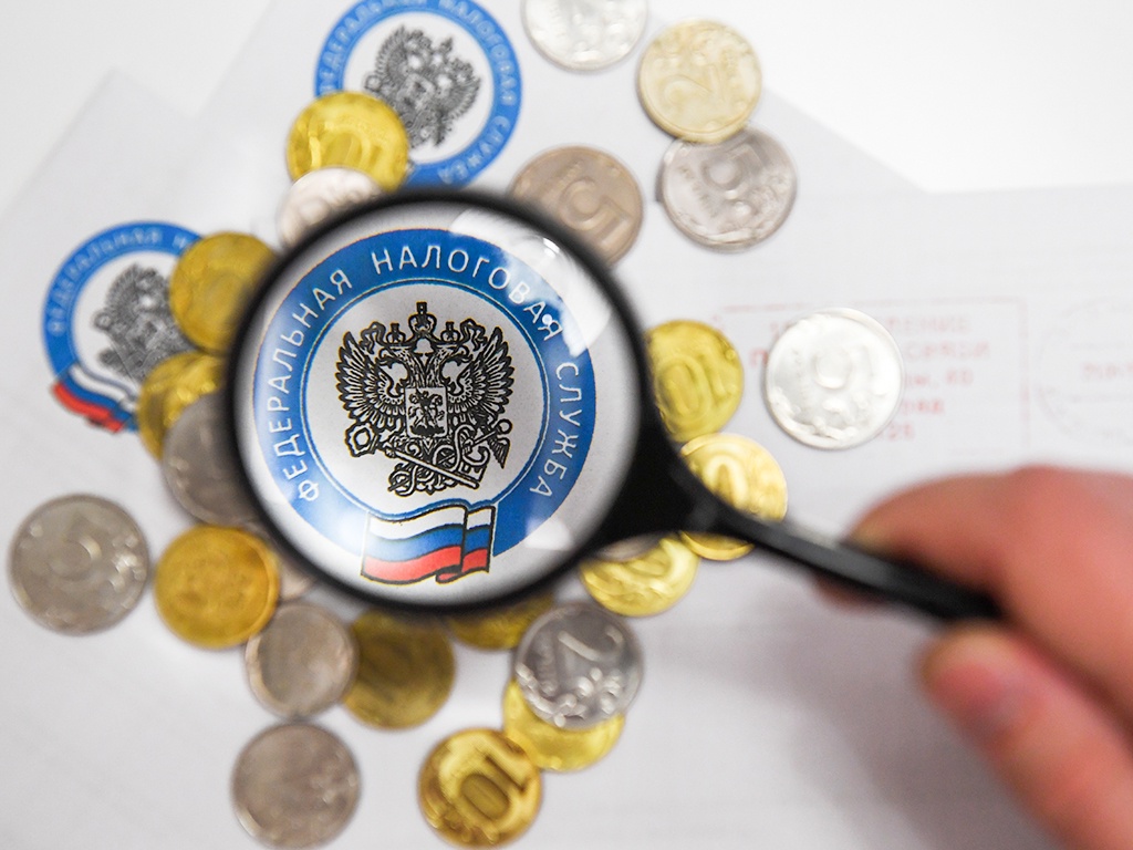 В Минфине рассматривают возможность повышения налога на роскошь после 2026 года. В Минфине рассматривают возможность повышения налога на роскошь после 2026 года.