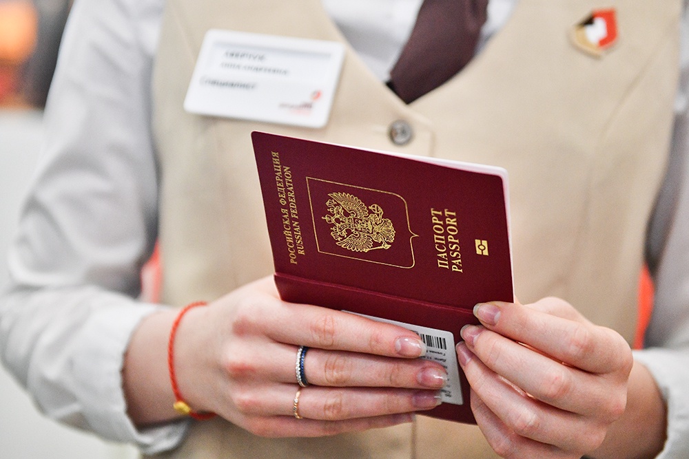 Штампы в загранпаспортах исчезнут в течение полугода – Вице-президент АТОР Мурадян. Штампы в загранпаспортах исчезнут в течение полугода – Вице-президент АТОР Мурадян.