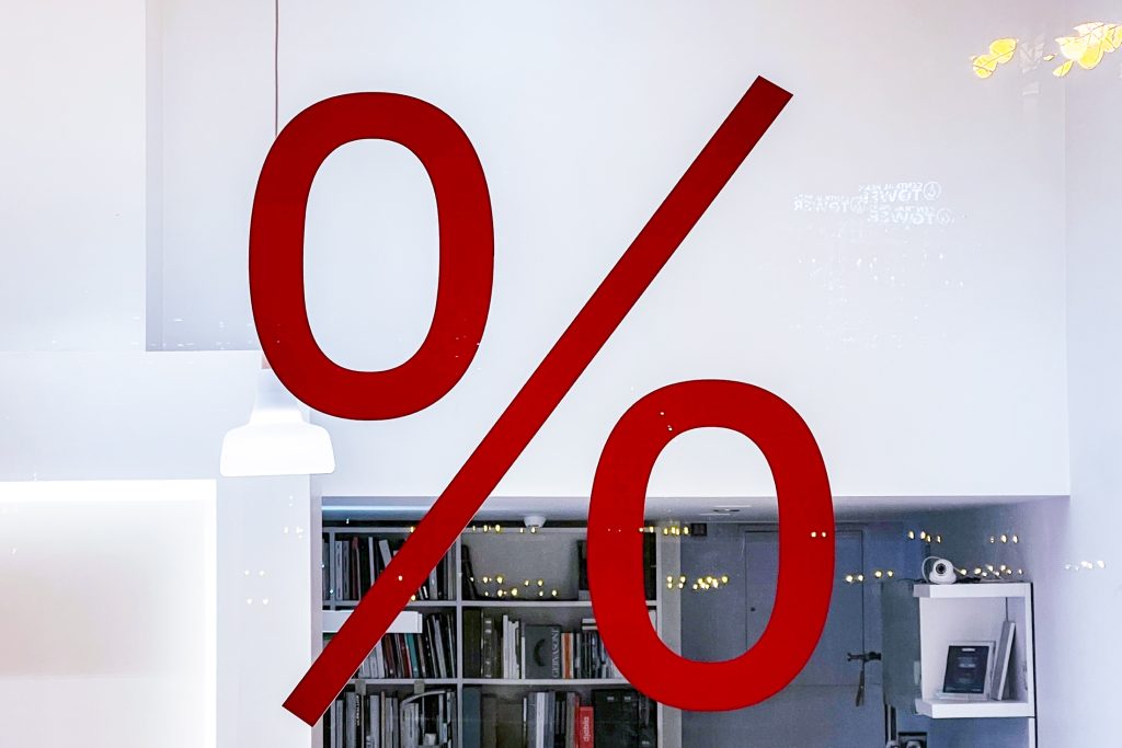 Инфляция в России к концу 2025 года может достичь 6,8%. Инфляция в России к концу 2025 года может достичь 6,8%.