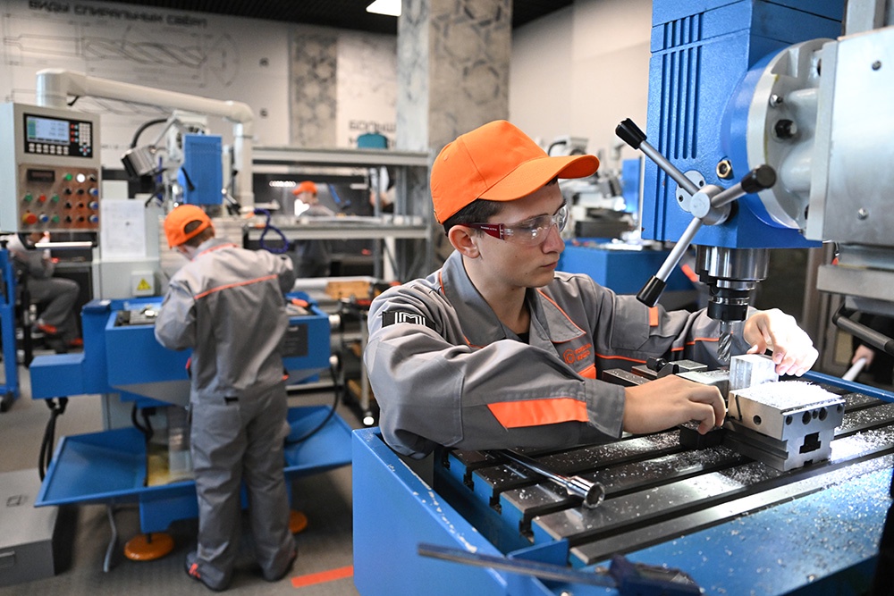 В Москве начался третий сезон программы профориентации для школьников В Москве начался третий сезон программы профориентации для школьников