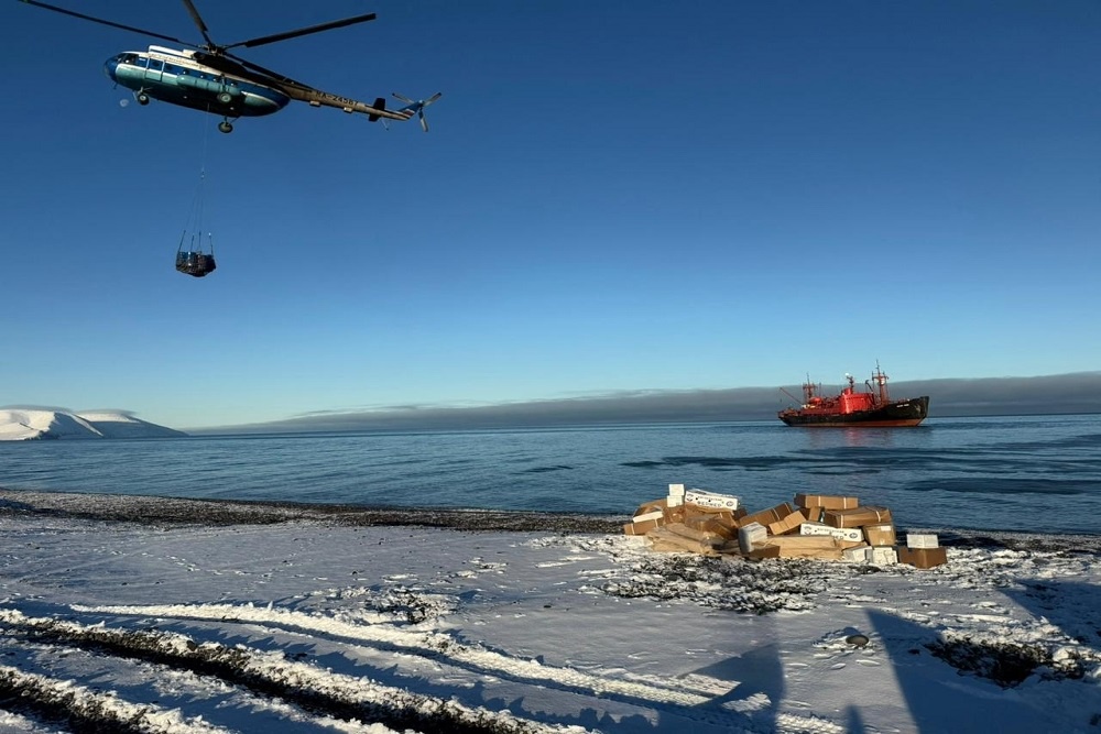 В Архангельске завершили северный завоз на полярные станции Росгидромета В Архангельске завершили северный завоз на полярные станции Росгидромета