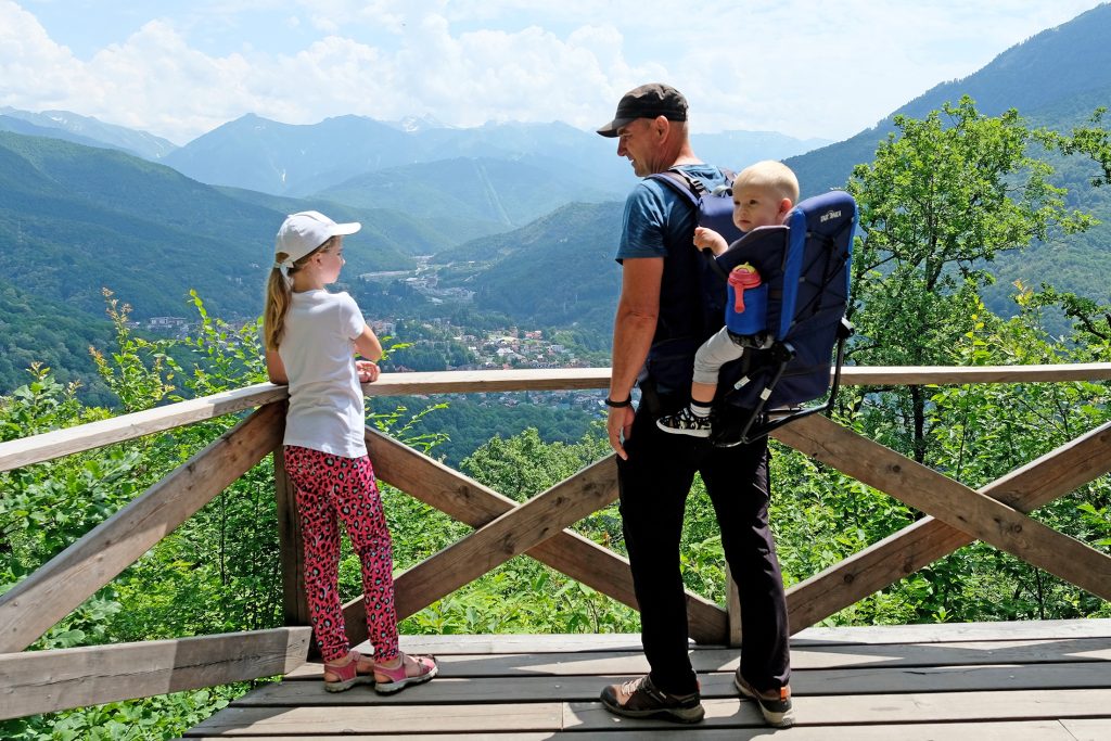Одиноким родителям предлагают дать право уходить в отпуск в любое время Одиноким родителям предлагают дать право уходить в отпуск в любое время