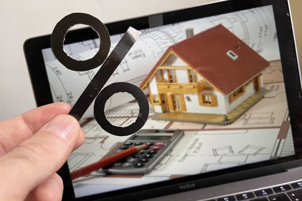 Многодетным семьям из Санкт-Петербурга повысили выплаты на ипотеку Многодетным семьям из Санкт-Петербурга повысили выплаты на ипотеку