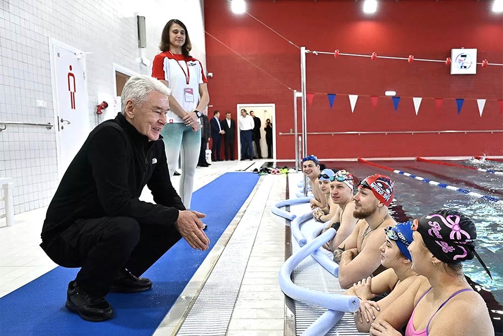 Два бассейна, зал для групповых занятий и комфортные раздевалки: На юге Москвы появился новый спорткомплекс Два бассейна, зал для групповых занятий и комфортные раздевалки: На юге Москвы появился новый спорткомплекс