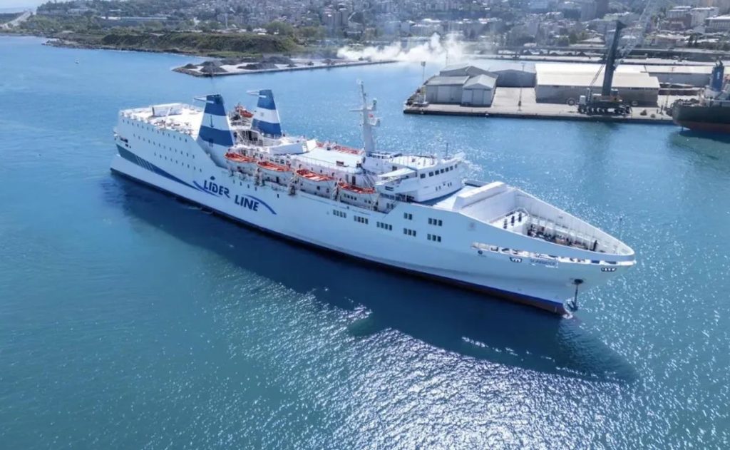 Пассажирскому парому из Трабзона дали разрешение на заход в порт Сочи Пассажирскому парому из Трабзона дали разрешение на заход в порт Сочи