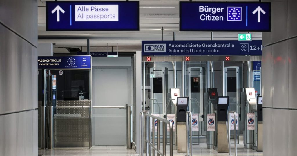 ЕС готовится к дальнейшему ужесточению визовых правил для россиян ЕС готовится к дальнейшему ужесточению визовых правил для россиян