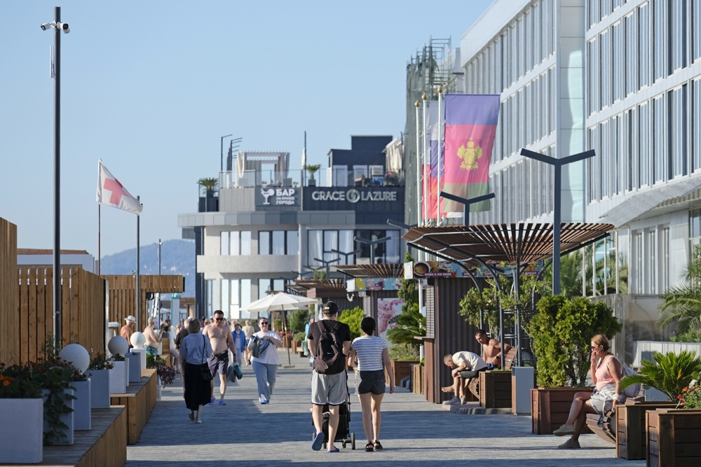 В Сочи из-за теплой погоды перенесли старт отопительного сезона В Сочи из-за теплой погоды перенесли старт отопительного сезона