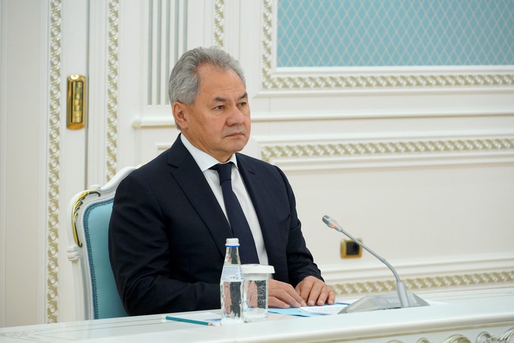 Шойгу заявил о необходимости “сибиризации” России Шойгу заявил о необходимости “сибиризации” России