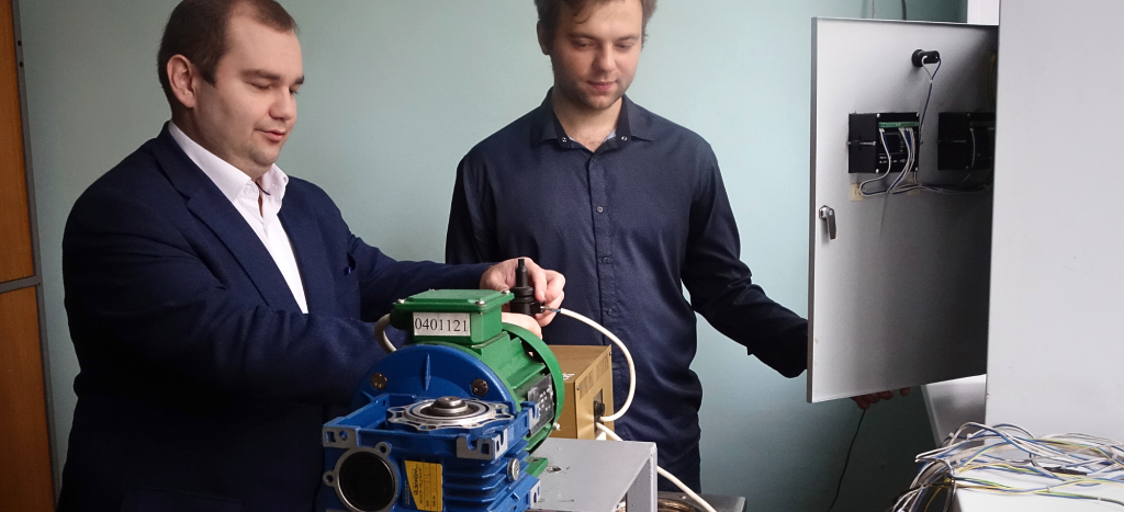 Воронежские ученые изобрели аппарат для эффективного получения жирных кислот из продуктов переработки растительных масел Воронежские ученые изобрели аппарат для эффективного получения жирных кислот из продуктов переработки растительных масел