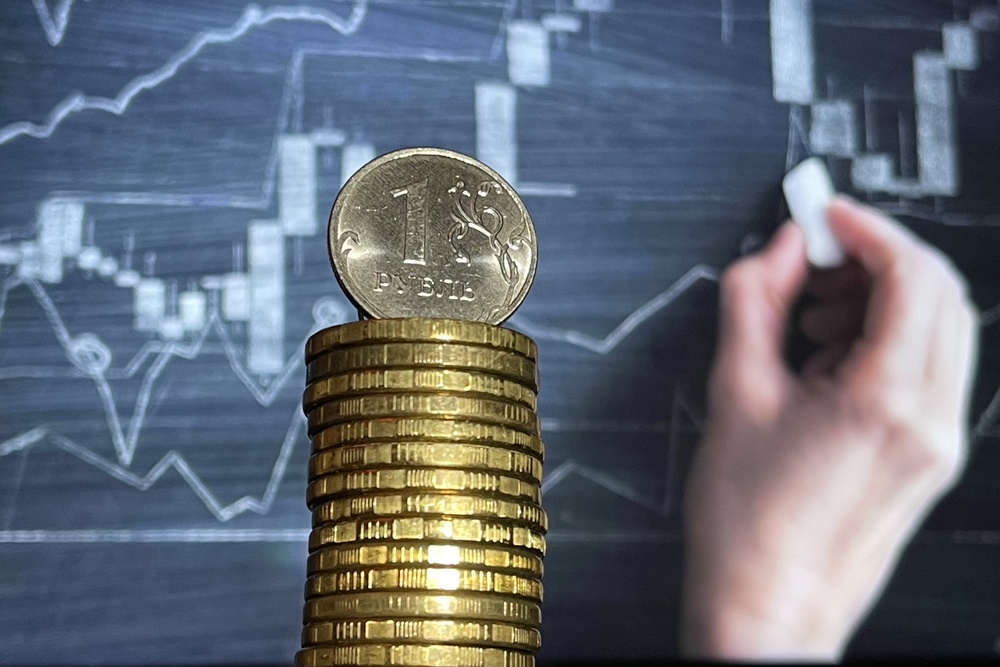 Минфин сократит продажу валюты и золота в шесть раз. Зачем это нужно и чего ждать от курса рубля Минфин сократит продажу валюты и золота в шесть раз. Зачем это нужно и чего ждать от курса рубля