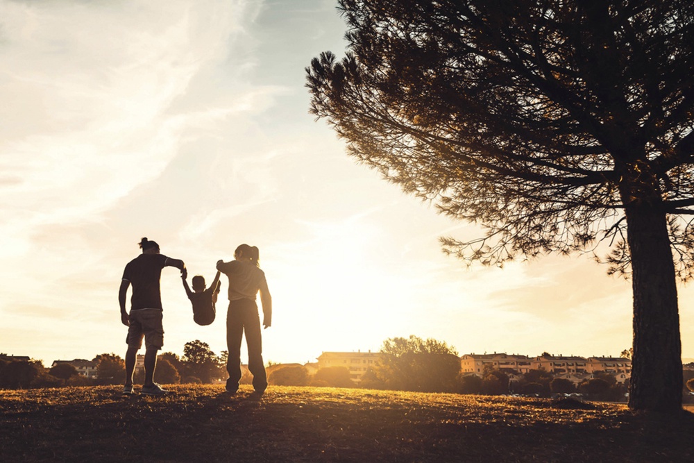 Сенатор Мурог напомнил о новой налоговой выплате для семей с детьми Сенатор Мурог напомнил о новой налоговой выплате для семей с детьми