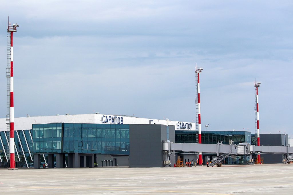 Аэропорт Саратова временно остановил работу