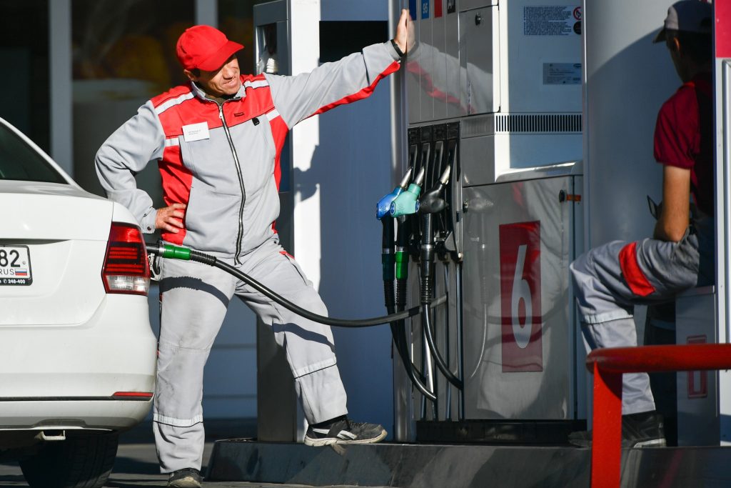 Росстат: Розничные цены на бензин на прошлой неделе почти остановились Росстат: Розничные цены на бензин на прошлой неделе почти остановились