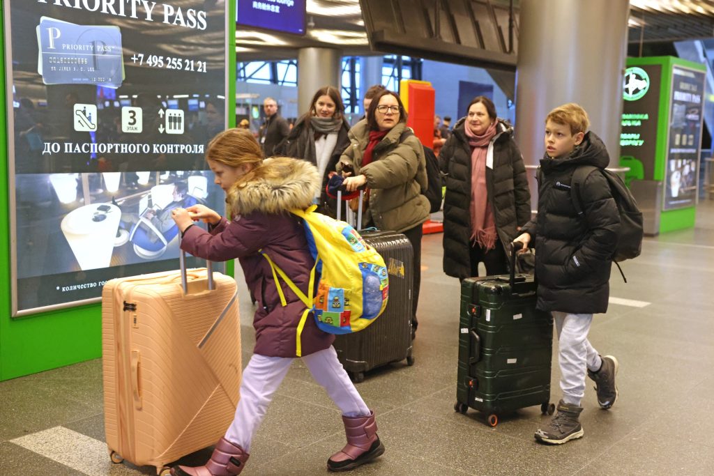 Росавиация: Два московских аэропорта работают с ограничениями