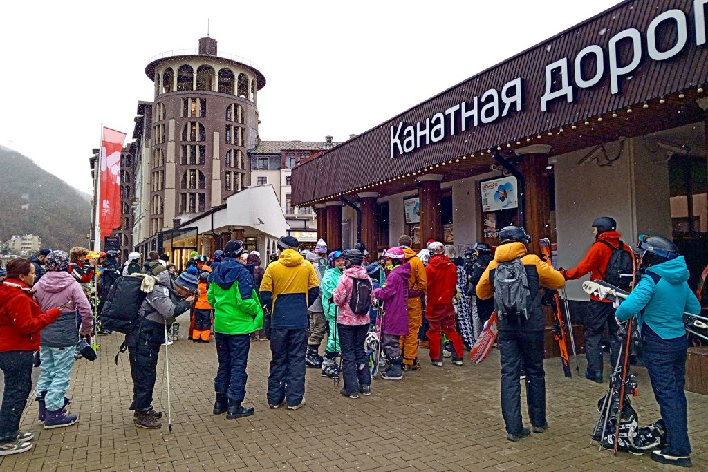 Снежный бум. Что происходит на трех горнолыжных курортах в Сочи