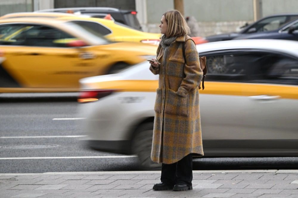 В Госдуме рассказали, чем грозит ограничение цен на такси в Новый год В Госдуме рассказали, чем грозит ограничение цен на такси в Новый год