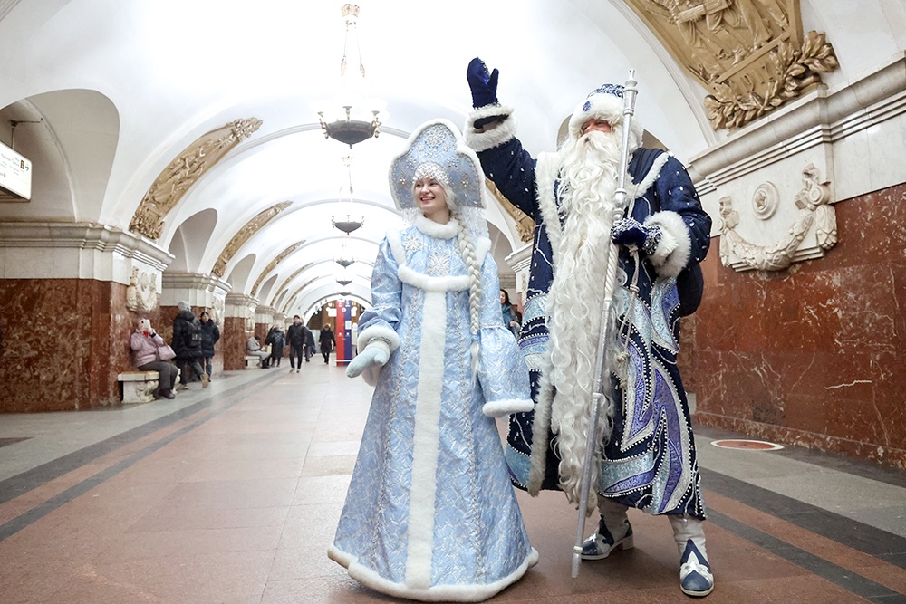 Как будут работать транспорт и парковки в Москве в новогодние праздники Как будут работать транспорт и парковки в Москве в новогодние праздники