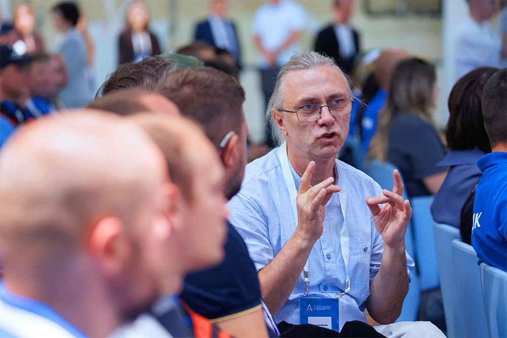 Гиды-переводчики языка жестов смогут пройти аттестацию. Зачем это нужно Гиды-переводчики языка жестов смогут пройти аттестацию. Зачем это нужно