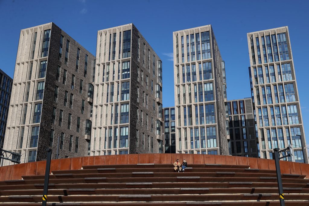 Новостройки в России за год подорожали на 10%. Чего ждать дальше: анализ экспертов