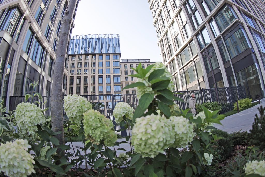 Эксперт Астафьева: Квартиру в 2026 году выгоднее продавать в конце года