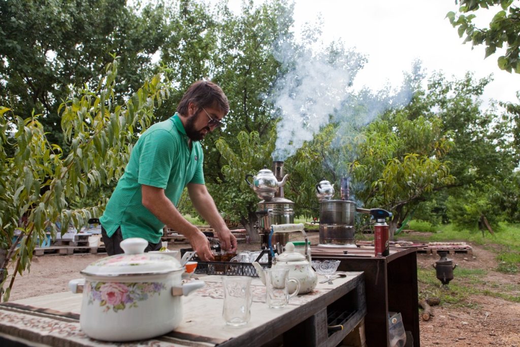 Экскурсии в сады и винодельни меняют туризм