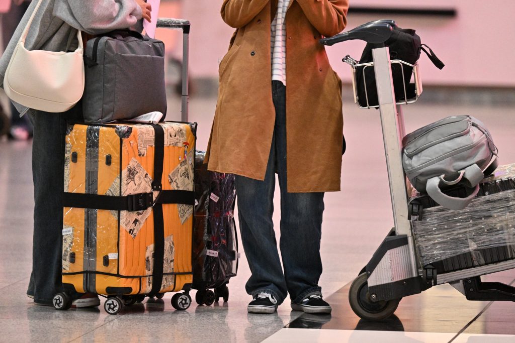 Весной чаще всего россияне летают отдыхать в ОАЭ и Таиланд Весной чаще всего россияне летают отдыхать в ОАЭ и Таиланд