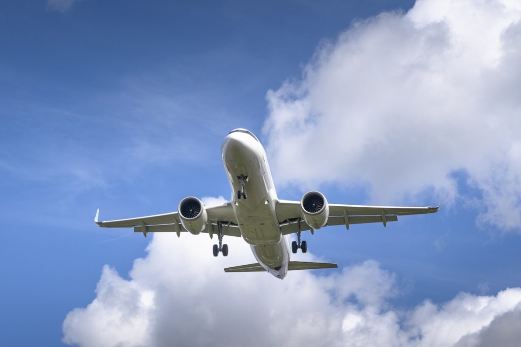 Azur Air официально опровергла слухи о продаже компании