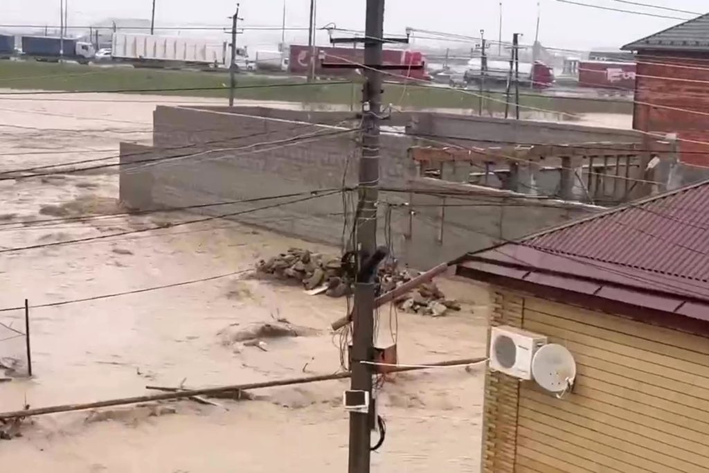 Минэнерго держит на контроле ситуацию с электроснабжением в Дагестане