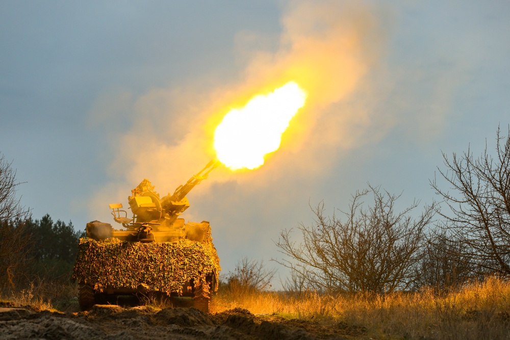 В Сочи силы ПВО отражают атаку БПЛА, снова закрыт аэропорт города В Сочи силы ПВО отражают атаку БПЛА, снова закрыт аэропорт города