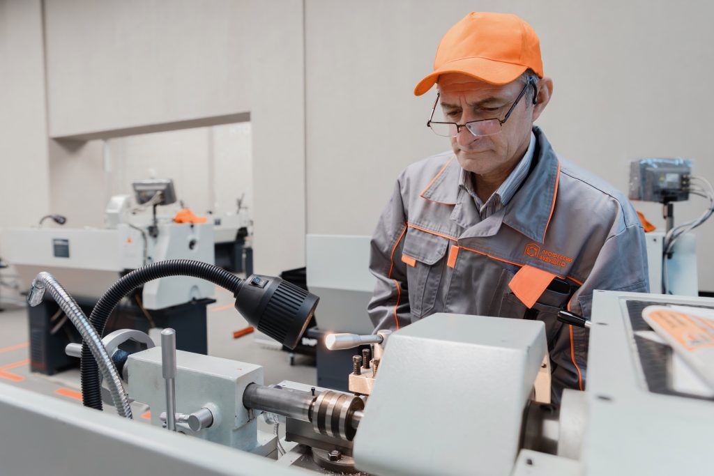 Сварщики и монтажники: Названы зарплаты востребованных специалистов Москвы Сварщики и монтажники: Названы зарплаты востребованных специалистов Москвы