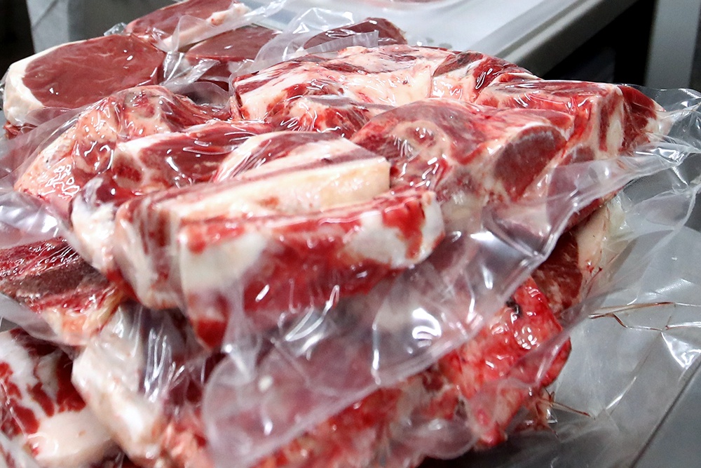 Мясопереработчики попросили ФАС проверить производителей упаковки на сговор Мясопереработчики попросили ФАС проверить производителей упаковки на сговор