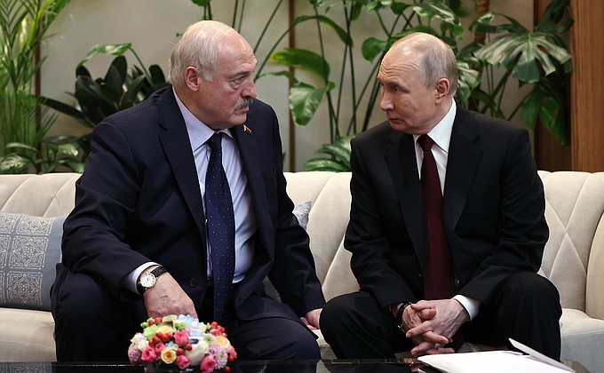 Переговоры с Президентом Белоруссии Александром Лукашенко Переговоры с Президентом Белоруссии Александром Лукашенко