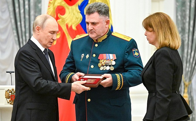 Церемония вручения государственных наград президентом России Церемония вручения государственных наград президентом России