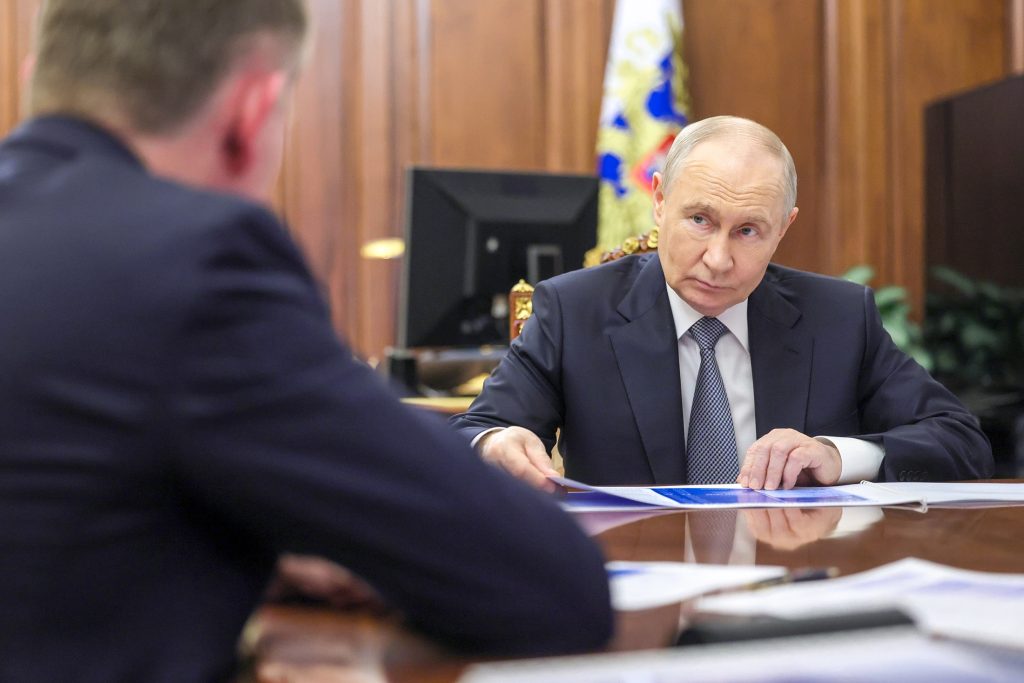 Путин получил от МЭР данные о положительных тенденциях в макроэкономике России