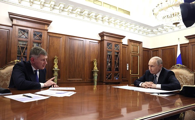 Рабочая встреча с главой Минэкономразвития Максимом Решетниковым Рабочая встреча с главой Минэкономразвития Максимом Решетниковым