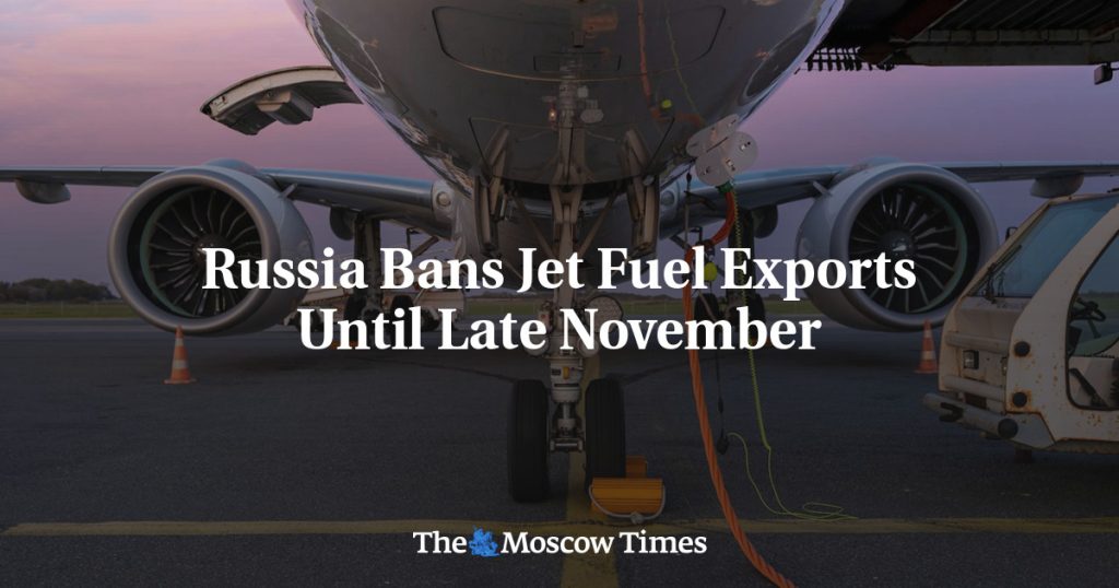 Россия запретила экспорт авиатоплива до конца ноября
