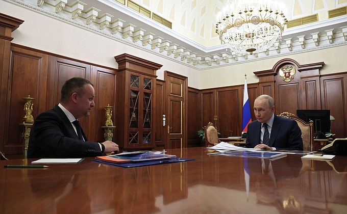 Встреча Президента России с Министром транспорта Андреем Никитиным Встреча Президента России с Министром транспорта Андреем Никитиным