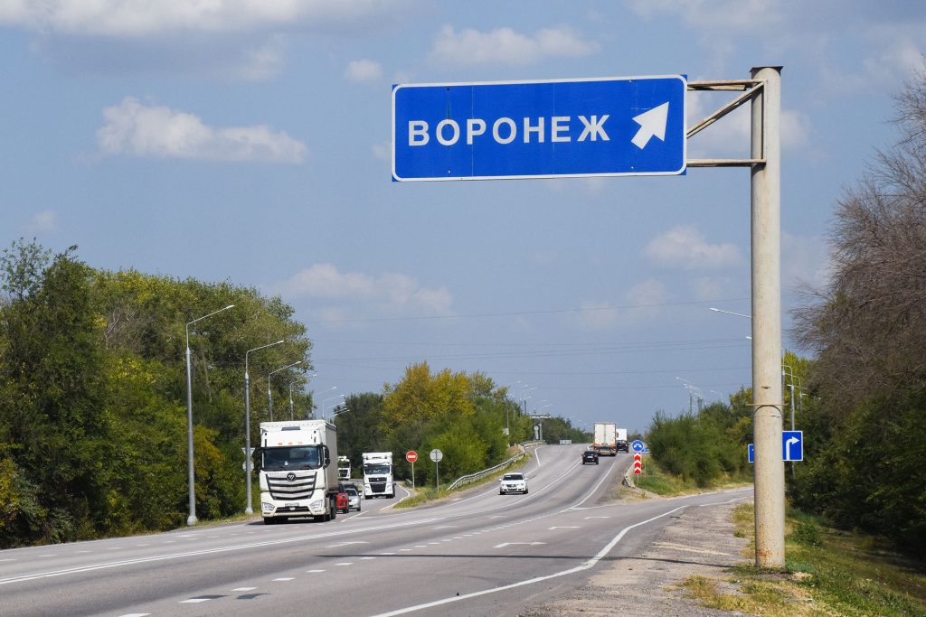 Корреспонденты “РГ” проехали по трассе М-4 и узнали, как обстоит ситуация на АЗС и сколько стоит топливо на пути к морю