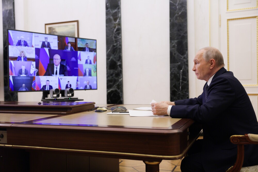 “Граждане не должны чувствовать нагрузки”: Путин потребовал срочных решений по топливу “Граждане не должны чувствовать нагрузки”: Путин потребовал срочных решений по топливу