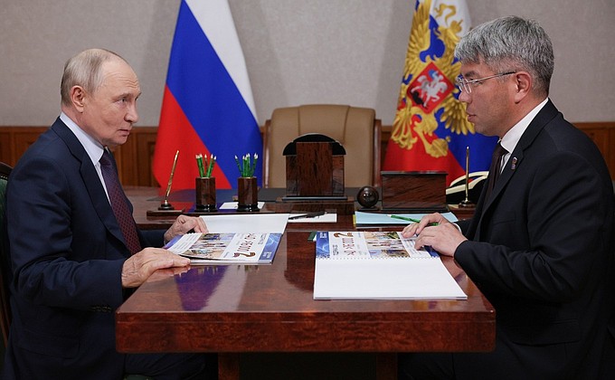 Встреча с Алексеем Цыденовым, главой Республики Бурятия Встреча с Алексеем Цыденовым, главой Республики Бурятия