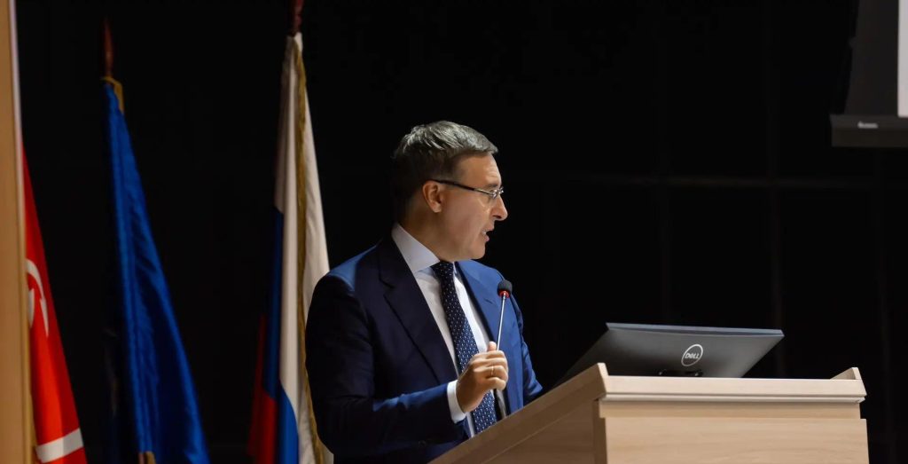 Валерий Фальков выступил на выездном совещании, посвященном повышению качества подготовки абитуриентов для инженерных университетов
